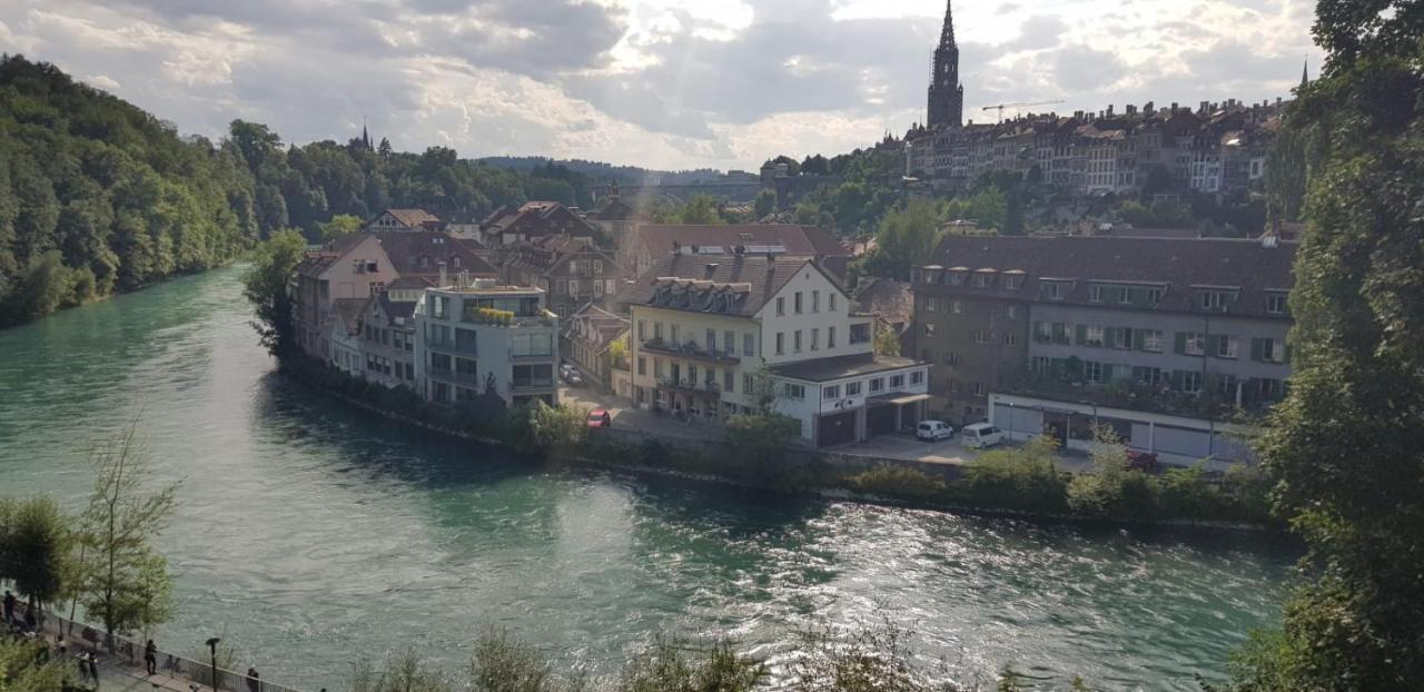 Le Châtelard-Montreux Petite Maison Sur La Colline Du Gibloux: 1Chambre,1 Salon Et Salle De Bain Prives Au Rez De Chausse, Piscine Exterieur Et Bbq , المظهر الخارجي الصورة